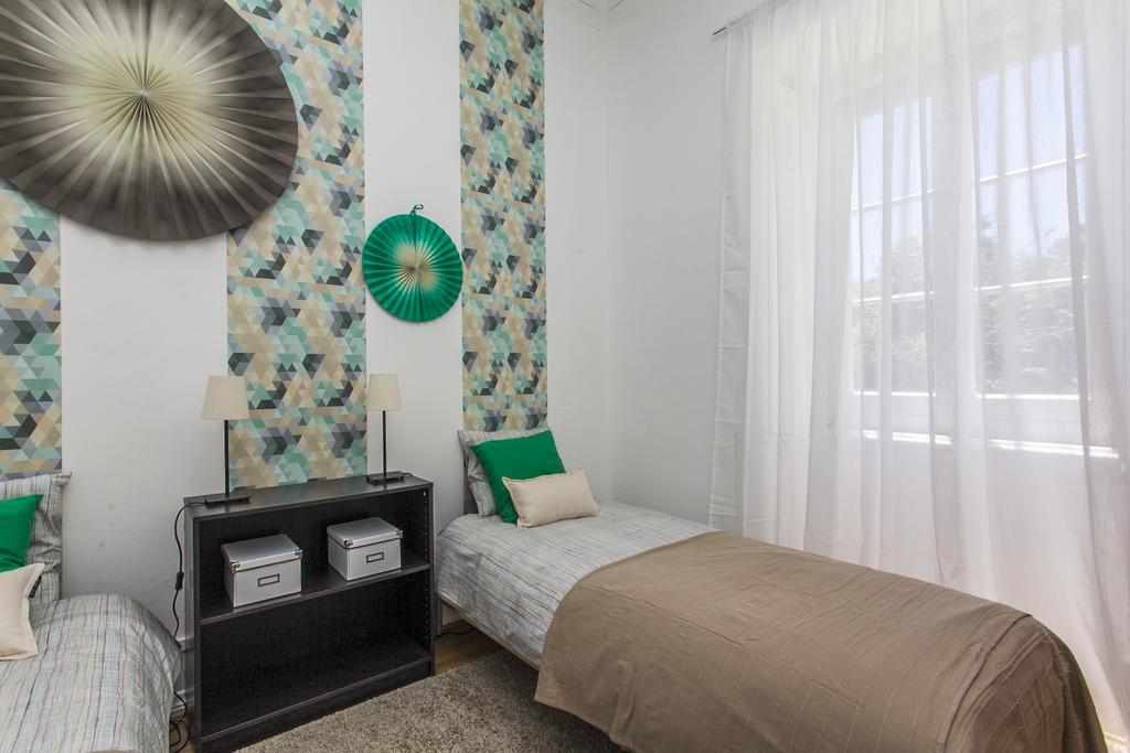 Lisbon Guests Apartments Rum bild